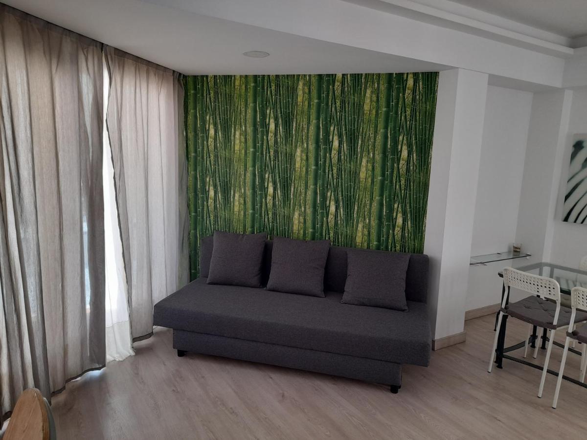 Apartamento Pepita Alay Benalmadena Bagian luar foto