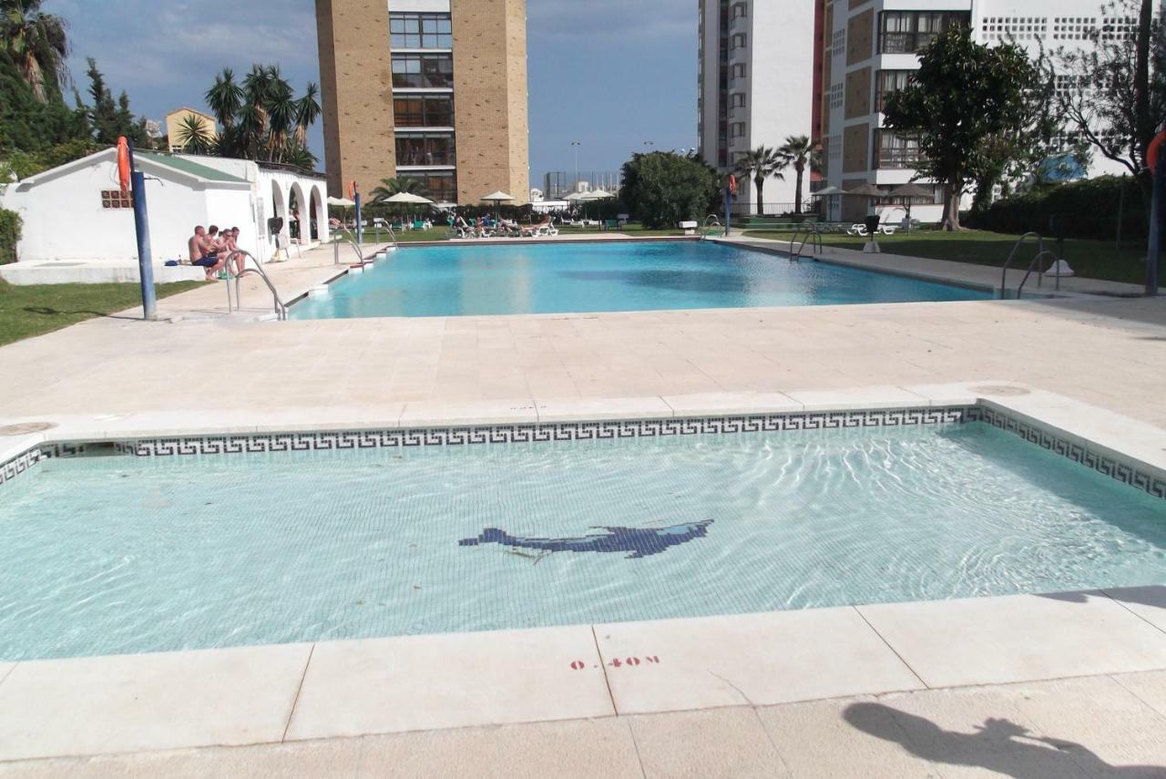 Apartamento Pepita Alay Benalmadena Bagian luar foto