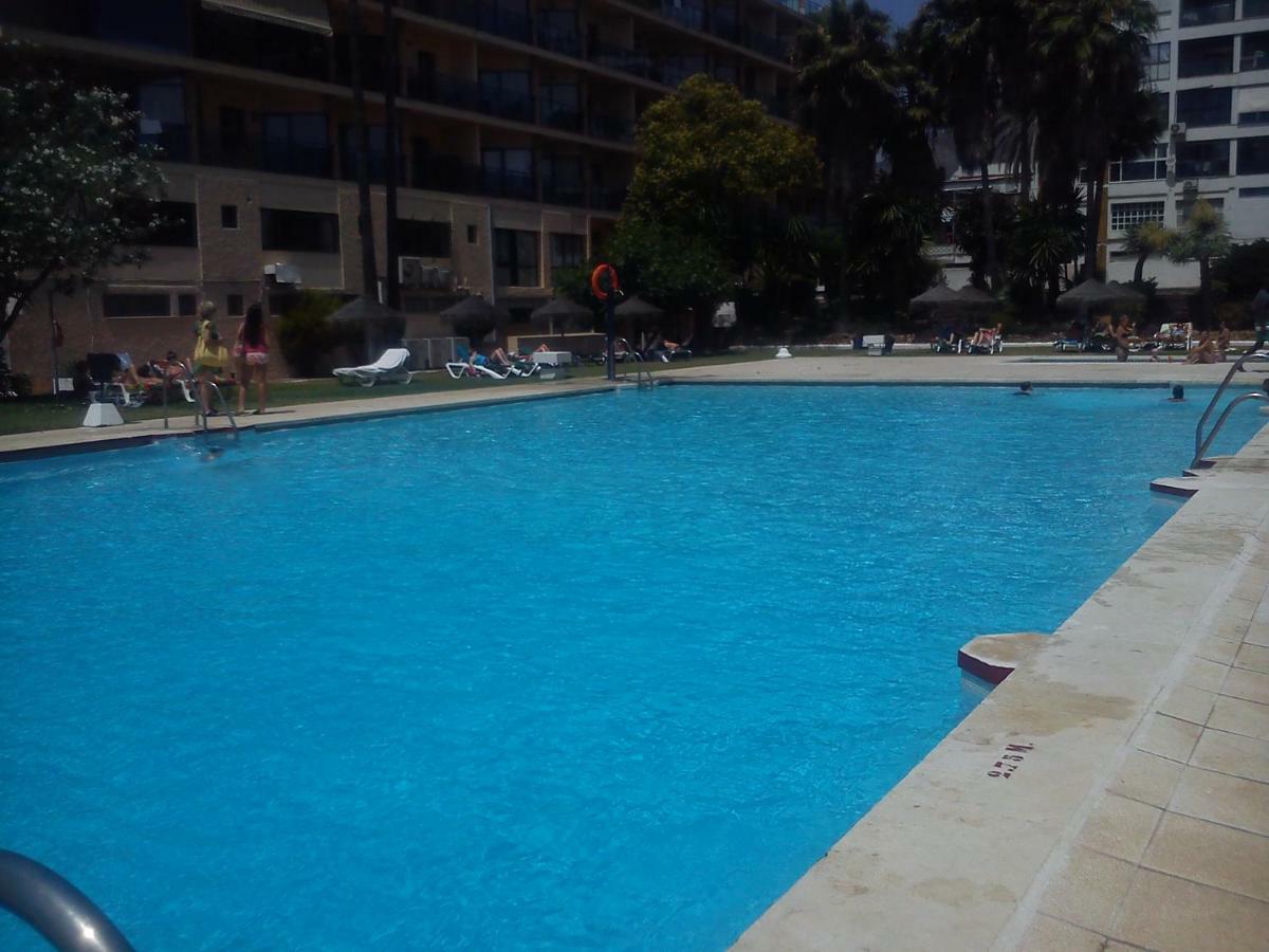 Apartamento Pepita Alay Benalmadena Bagian luar foto